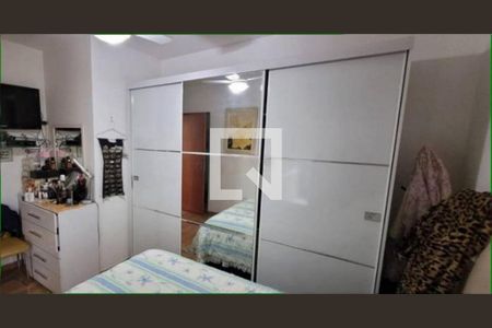 Casa à venda com 3 quartos, 100m² em Vila Carrão, São Paulo