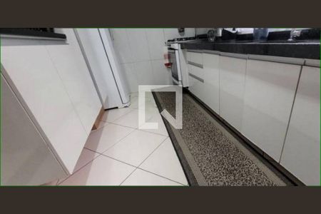 Casa à venda com 3 quartos, 100m² em Vila Carrão, São Paulo
