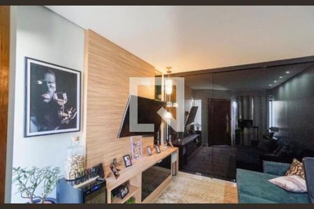 Casa à venda com 3 quartos, 115m² em Vila Carrão, São Paulo