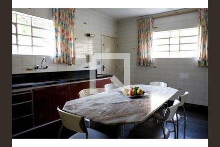 Casa à venda com 3 quartos, 320m² em Tatuapé, São Paulo