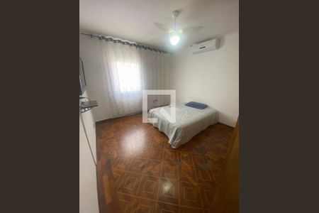 Casa à venda com 3 quartos, 330m² em Vila Lucia Elvira, São Paulo