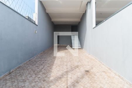 Garagem de casa para alugar com 3 quartos, 690m² em Jardim Sao Pedro, Mogi das Cruzes