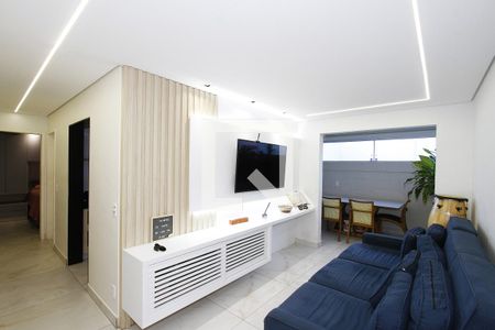 Sala de apartamento à venda com 1 quarto, 60m² em Vila Amaral, Belo Horizonte
