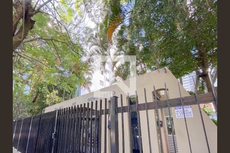 placa de apartamento para alugar com 3 quartos, 84m² em Butantã, São Paulo