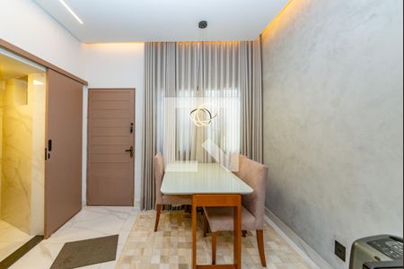Sala de casa à venda com 3 quartos, 75m² em Salgado Filho, Belo Horizonte
