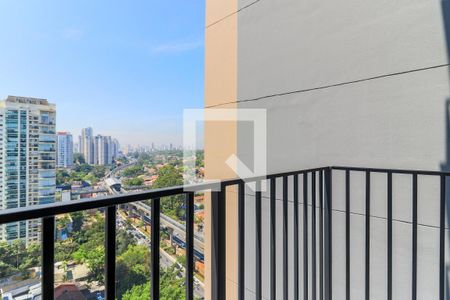 Varanda  de apartamento para alugar com 1 quarto, 27m² em Campo Belo, São Paulo