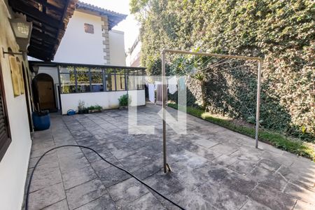 Quintal de casa à venda com 5 quartos, 607m² em Jardim Guedala, São Paulo