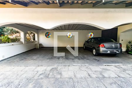 Garagem de casa à venda com 5 quartos, 607m² em Jardim Guedala, São Paulo