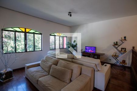 Sala de casa para alugar com 4 quartos, 371m² em Jardim Peri Peri, São Paulo