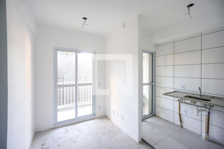 Sala e cozinha de apartamento à venda com 2 quartos, 40m² em Vila Carrão, São Paulo