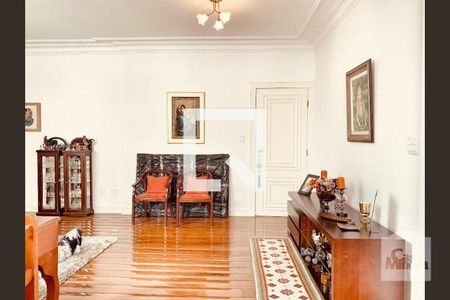 Sala  de apartamento à venda com 4 quartos, 150m² em Santo Antônio, Belo Horizonte