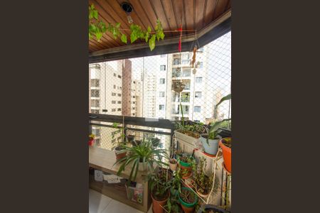 varanda da sala de apartamento à venda com 3 quartos, 98m² em Indianópolis, São Paulo