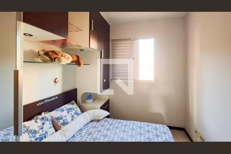 Quarto 1 de apartamento à venda com 3 quartos, 80m² em Sagrada Família, Belo Horizonte