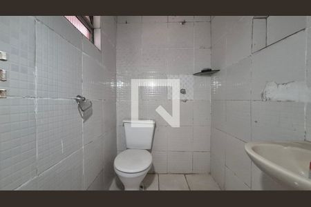 Banheiro de apartamento para alugar com 1 quarto, 55m² em Jardim Stella, Santo André