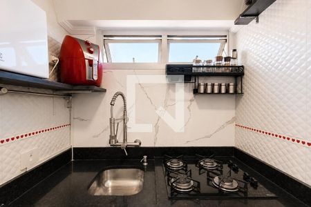 Cozinha de apartamento para alugar com 1 quarto, 32m² em Bela Vista, São Paulo