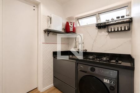 Cozinha de apartamento para alugar com 1 quarto, 32m² em Bela Vista, São Paulo