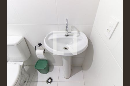 Banheiro de apartamento para alugar com 1 quarto, 30m² em Belenzinho, São Paulo