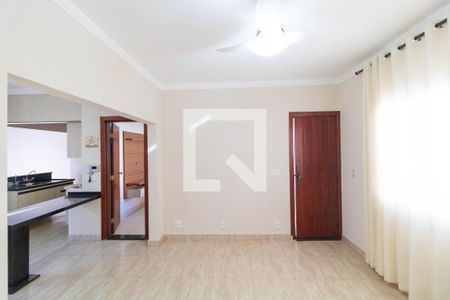 Sala de casa à venda com 4 quartos, 148m² em Vila Nova, Campinas