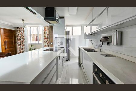 Cozinha de apartamento à venda com 3 quartos, 78m² em Vila Santana, São Paulo