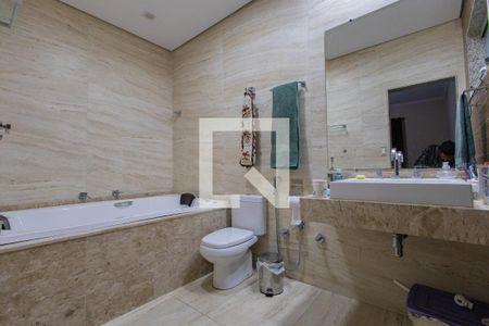 Banheiro da Suíte  de casa à venda com 5 quartos, 489m² em Ana Lúcia, Belo Horizonte