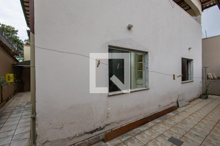 Quintal de casa à venda com 5 quartos, 489m² em Ana Lúcia, Belo Horizonte