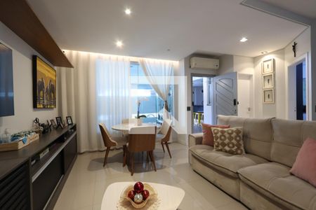 Sala de casa à venda com 3 quartos, 100m² em Parque da Vila Prudente, São Paulo