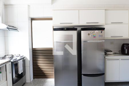 Cozinha de apartamento à venda com 4 quartos, 172m² em Vila Regente Feijó, São Paulo