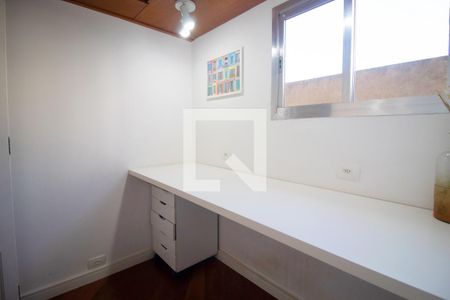Escritório de apartamento à venda com 2 quartos, 75m² em Sumarezinho, São Paulo