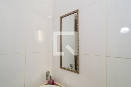 Banheiro de apartamento à venda com 2 quartos, 43m² em Vila Pirajussara, São Paulo