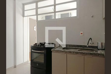 Cozinha de apartamento para alugar com 3 quartos, 110m² em Cerqueira César, São Paulo