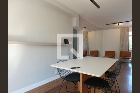 Sala de apartamento para alugar com 3 quartos, 110m² em Cerqueira César, São Paulo