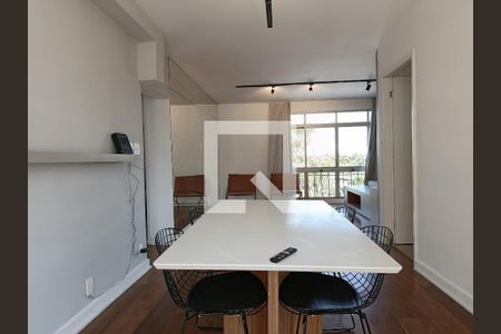 Sala de apartamento para alugar com 3 quartos, 110m² em Cerqueira César, São Paulo
