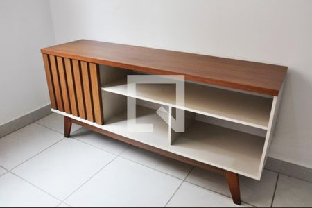 Sala/Cozinha de apartamento para alugar com 2 quartos, 34m² em Vila Anastácio, São Paulo