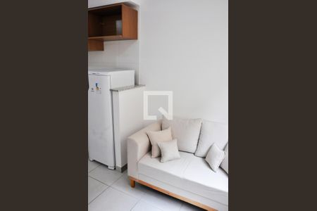 Sala/Cozinha de apartamento para alugar com 2 quartos, 34m² em Vila Anastácio, São Paulo
