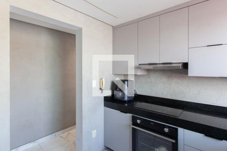 Cozinha de apartamento para alugar com 3 quartos, 136m² em Maria Helena, Belo Horizonte