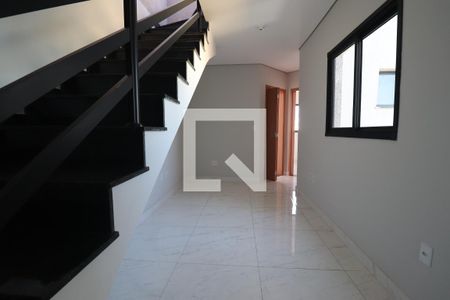 Sala de apartamento à venda com 2 quartos, 80m² em Vila Vilma, Santo André