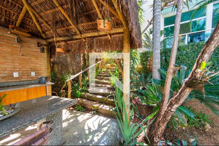 Área externa de casa à venda com 5 quartos, 600m² em Estoril, Belo Horizonte