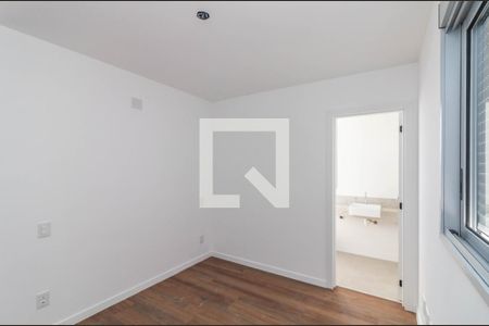 Quarto de apartamento para alugar com 2 quartos, 61m² em Santa Efigênia, Belo Horizonte