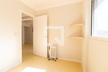 Quarto 1 de apartamento para alugar com 2 quartos, 58m² em Champagnat, Curitiba