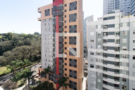 Vista do Quarto 1 de apartamento para alugar com 2 quartos, 58m² em Champagnat, Curitiba