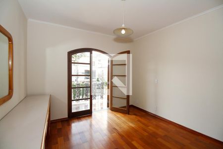 Suíte 1 de casa à venda com 3 quartos, 320m² em Alto de Pinheiros, São Paulo