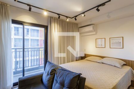 Sala/Quarto de kitnet/studio à venda com 1 quarto, 25m² em Indianópolis, São Paulo