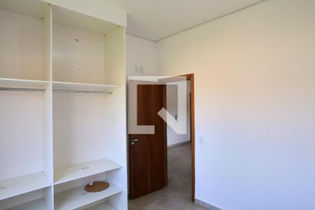 Quarto 1 de apartamento para alugar com 2 quartos, 55m² em Jonas Veiga, Belo Horizonte