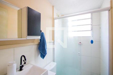 Banheiro de apartamento para alugar com 1 quarto, 42m² em Parque Sao Vicente, Santo André