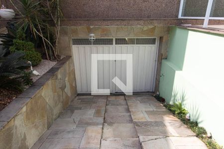 Garagem de casa à venda com 3 quartos, 152m² em Vila Gustavo, São Paulo
