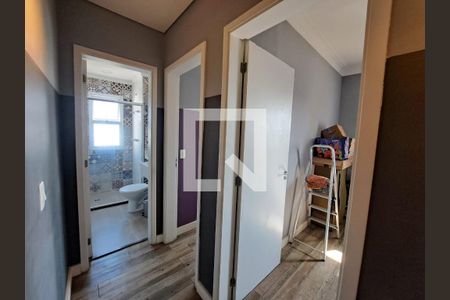 Corredor de apartamento para alugar com 2 quartos, 48m² em Novo Osasco, Osasco