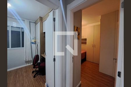 Corredor de apartamento à venda com 2 quartos, 56m² em Continental, Osasco