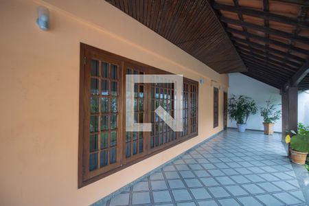 Área comum de casa para alugar com 4 quartos, 511m² em Centro, São Gonçalo