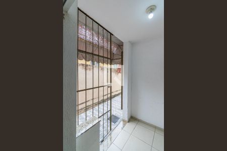 Hall da entrada de casa à venda com 2 quartos, 59m² em Irajá, Rio de Janeiro