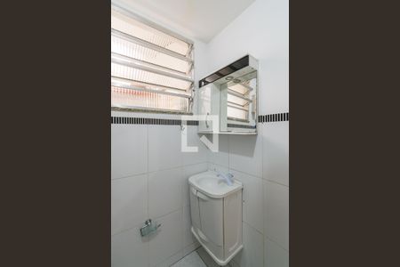 Banheiro Social de casa à venda com 2 quartos, 59m² em Irajá, Rio de Janeiro